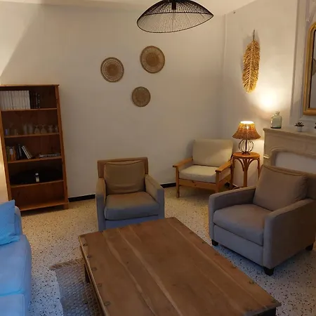 Дом отдыха La Maison De La Traverse Сен-Гийём-ле-Дезер