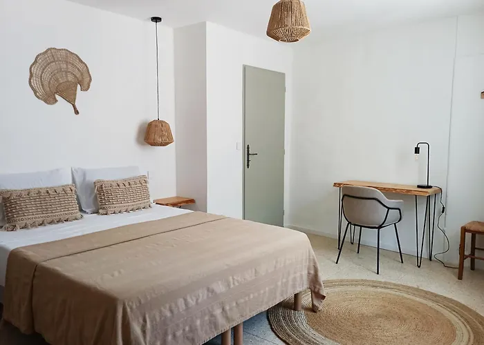 La Maison De La Traverse Дом отдыха *